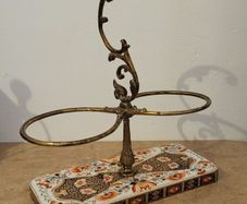 Antique imari decanter display