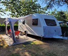 Knaus Caravan Lifestyle 550 in superb condition