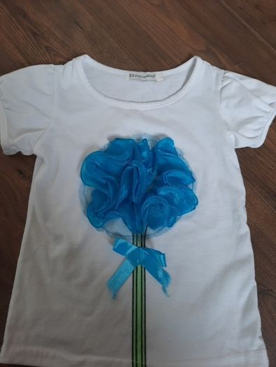 Tshirt girls with flower size 5-6 years