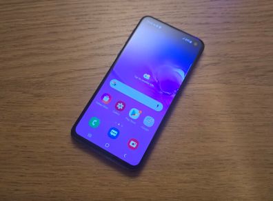 Samsung s10e