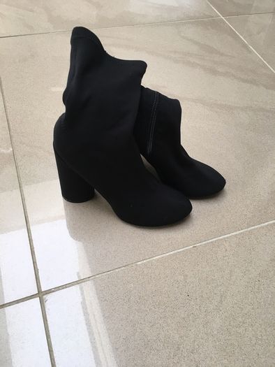 Public desire boots