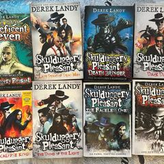 Derek Landy Skullduggery pleasant