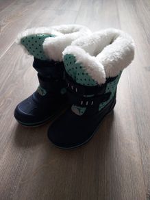 Brand New Snow boots Size EU23, UK6