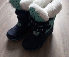 Brand New Snow boots Size EU23, UK6