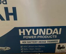 Hyundai battery operated Hedge Strimmers