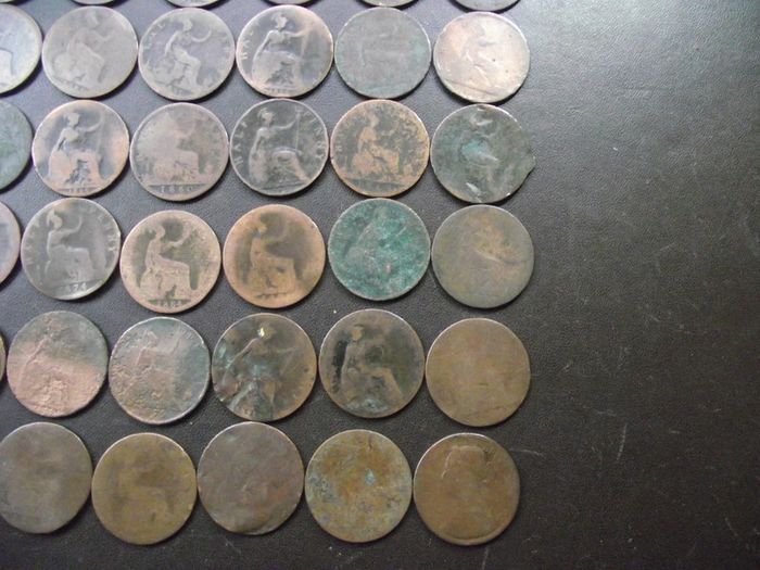 Great Britain. Victoria. 71 coins x half penny
