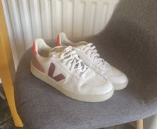 Veja - immaculate condition