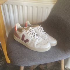 Veja - immaculate condition