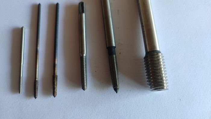 IN STOCK. 6pcs set USSR Metric Thread Taps NOS Soviet Vintage Mix M2 M2.5 M3 M4 M5 M12.