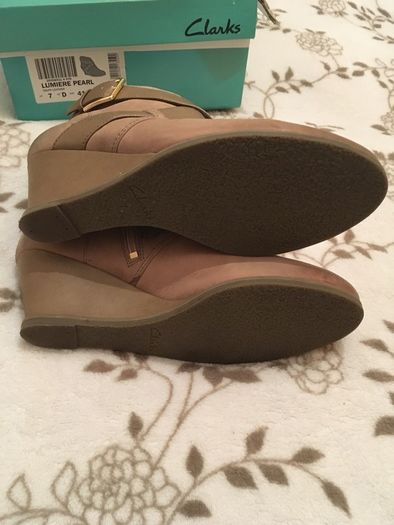 Clarks Boots size EU-41, UK-7D