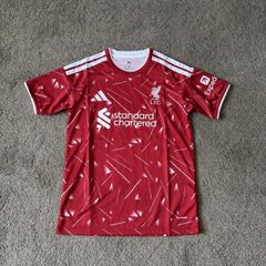 liverpool home jersey