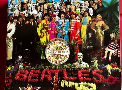Sgt. Pepper's Lonely Hearts Club Band - The Beatles