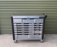 Brand New Manarola 12 Drawer Tool Chest