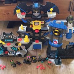 IMAGINEXT Batman Batcaves PlaySets