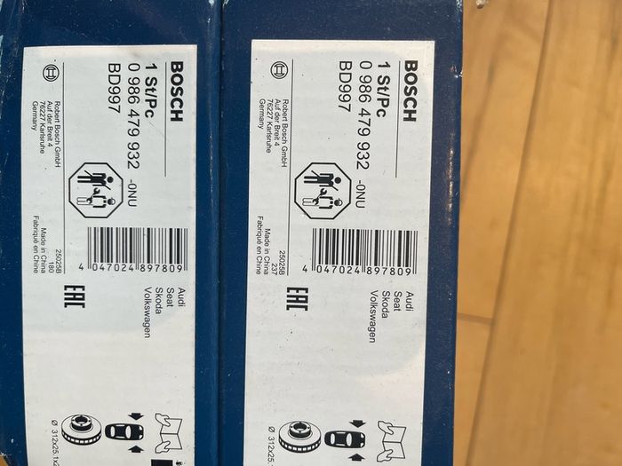 Bosch Brake Discs (Pair) - VW, Audi, Skoda, SEAT