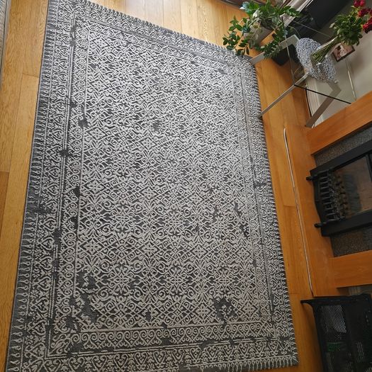 Rug