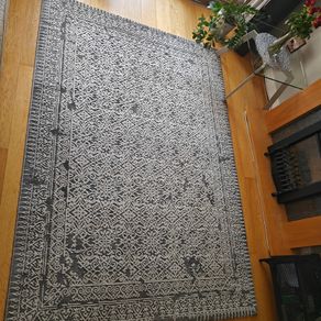Rug