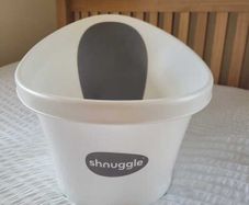 Schnuggle Baby Bath