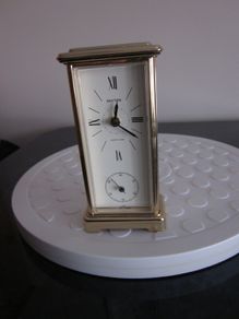 RHYTHM Quatrz Alarm Clock 1970's