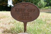 Keep off the Grass Rusty D11110
