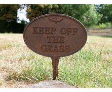 Keep off the Grass Rusty D11110