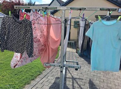 Lineman brand premier movable washing line