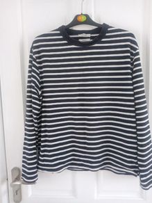 COS mens top medium