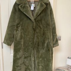 Olive green faux fur coat - size XL - brand new with tags