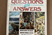 Bumper Book of Questions &amp; Answers (Vintage Non Fiction)