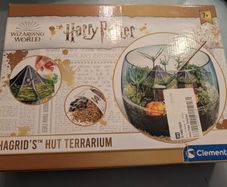 Harry Potter Games, Crafts, Books & Gryffindor Tote (Unused & Lightly Used Items!)