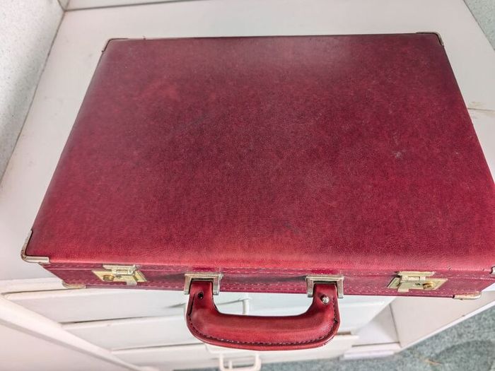 Briefcase