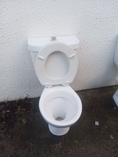 shed clearance bathroom items