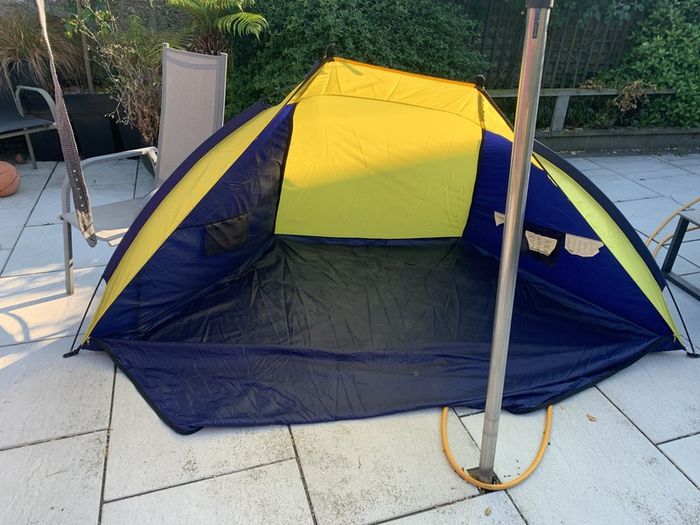 Beach tent