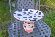 Cow cake stand postage possible