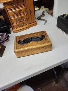 Moustache box