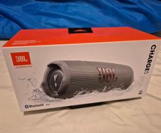 brand new JBL Charge 5