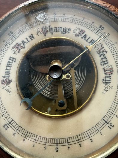 Lluft Barometer