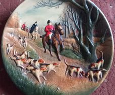 Bossons hunting wall plaque.