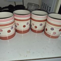 Mugs