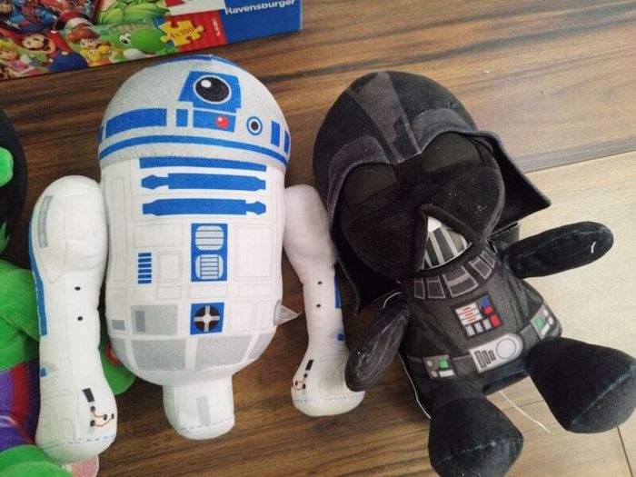 toys,