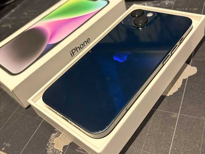 iPhone 14 - bought from new - with warranty