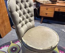 vintage bedroom chair