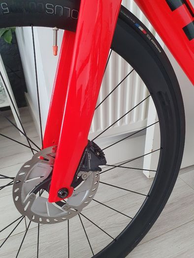 Treek Madone SL6 disc 2023 size 52cm