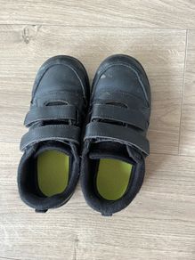 Boys school shoes uk12.5