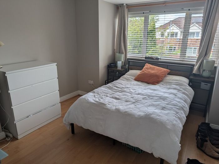 Double Bed, Lockers and Chest of Drawers