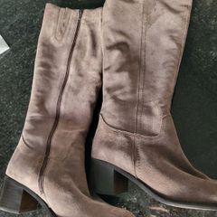 Gorgeous Real Suede Ladies Boots from NEXT Size 9 / 43 Postage Included in Asking Price