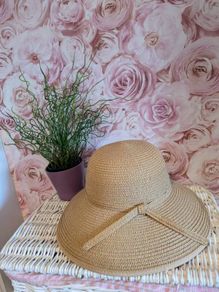 Bnwt. Magid Hat Upf 50+