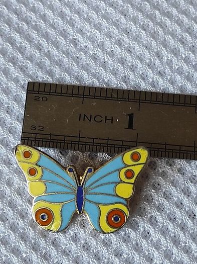 brooch