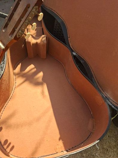 Vintage 1960's Egmond Acoustic made in Holland with case