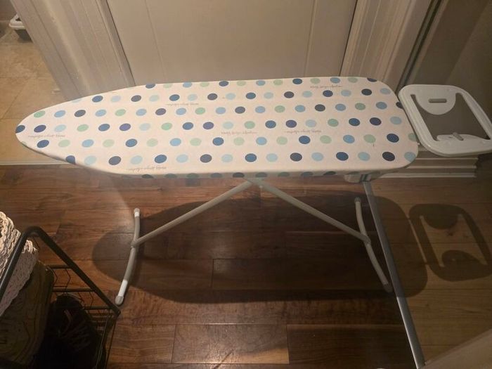 Ironing board table 1m long
